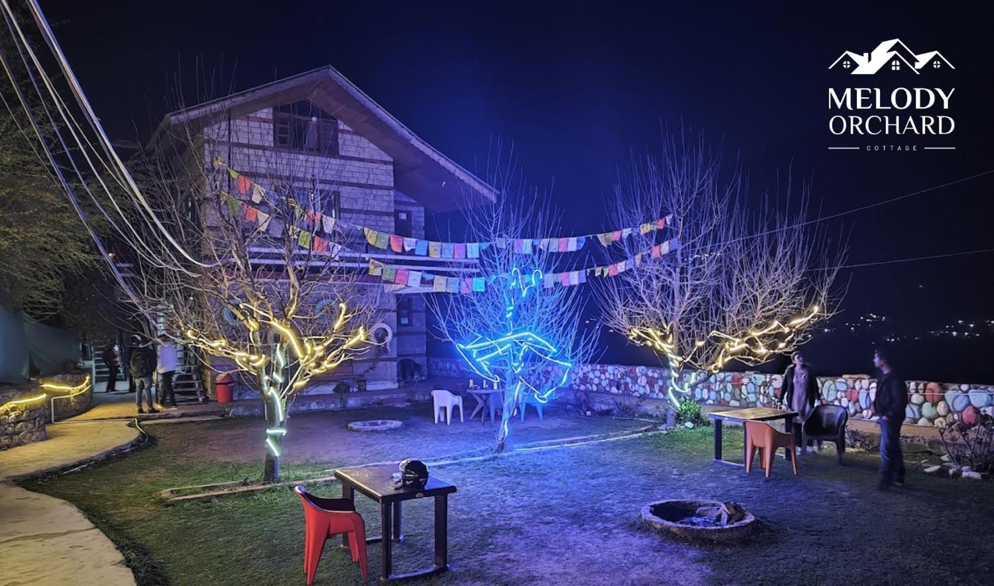 Melody Orchard Cottage Jagatsukh Eksteriør billede